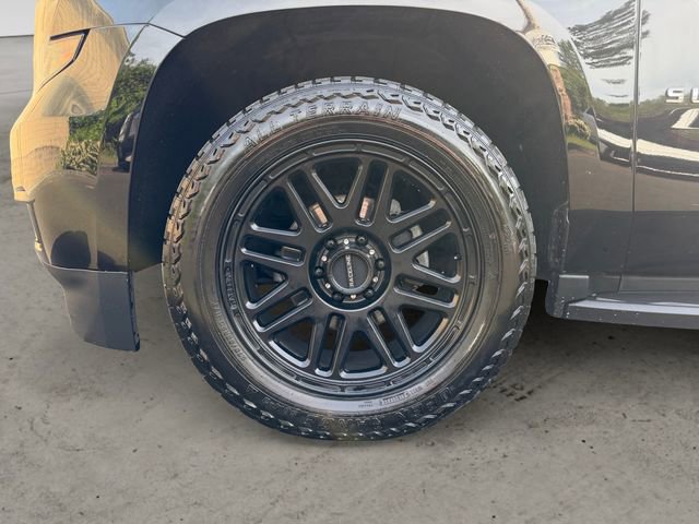 Used 2019 Chevrolet Suburban LT AWD/4WD image 14