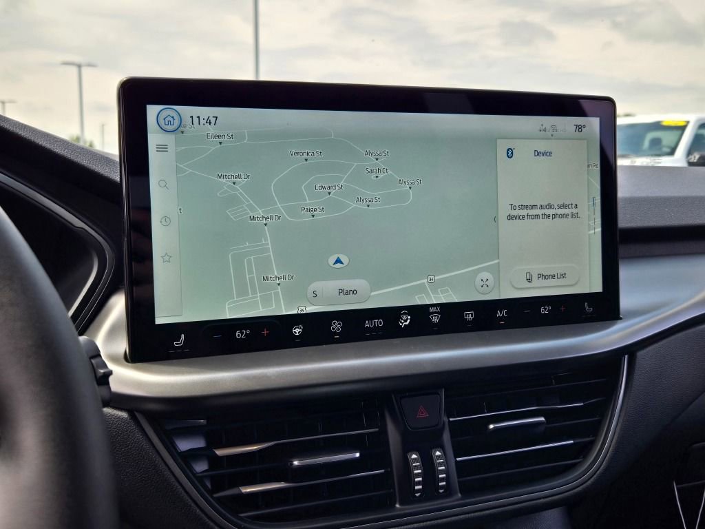 Used 2024 Ford Escape SE image 25