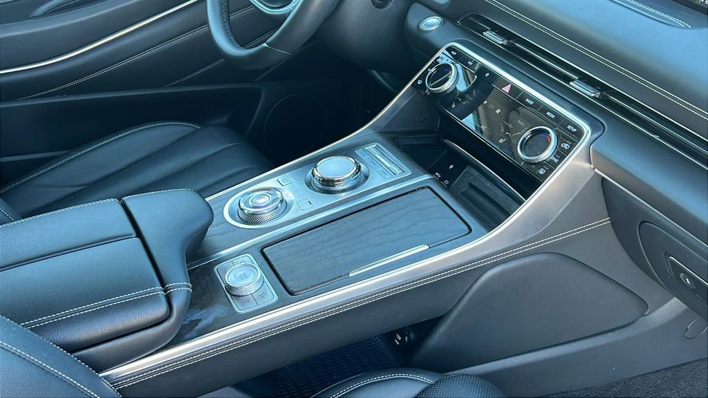 Used 2024 Genesis GV80 2.5T image 13