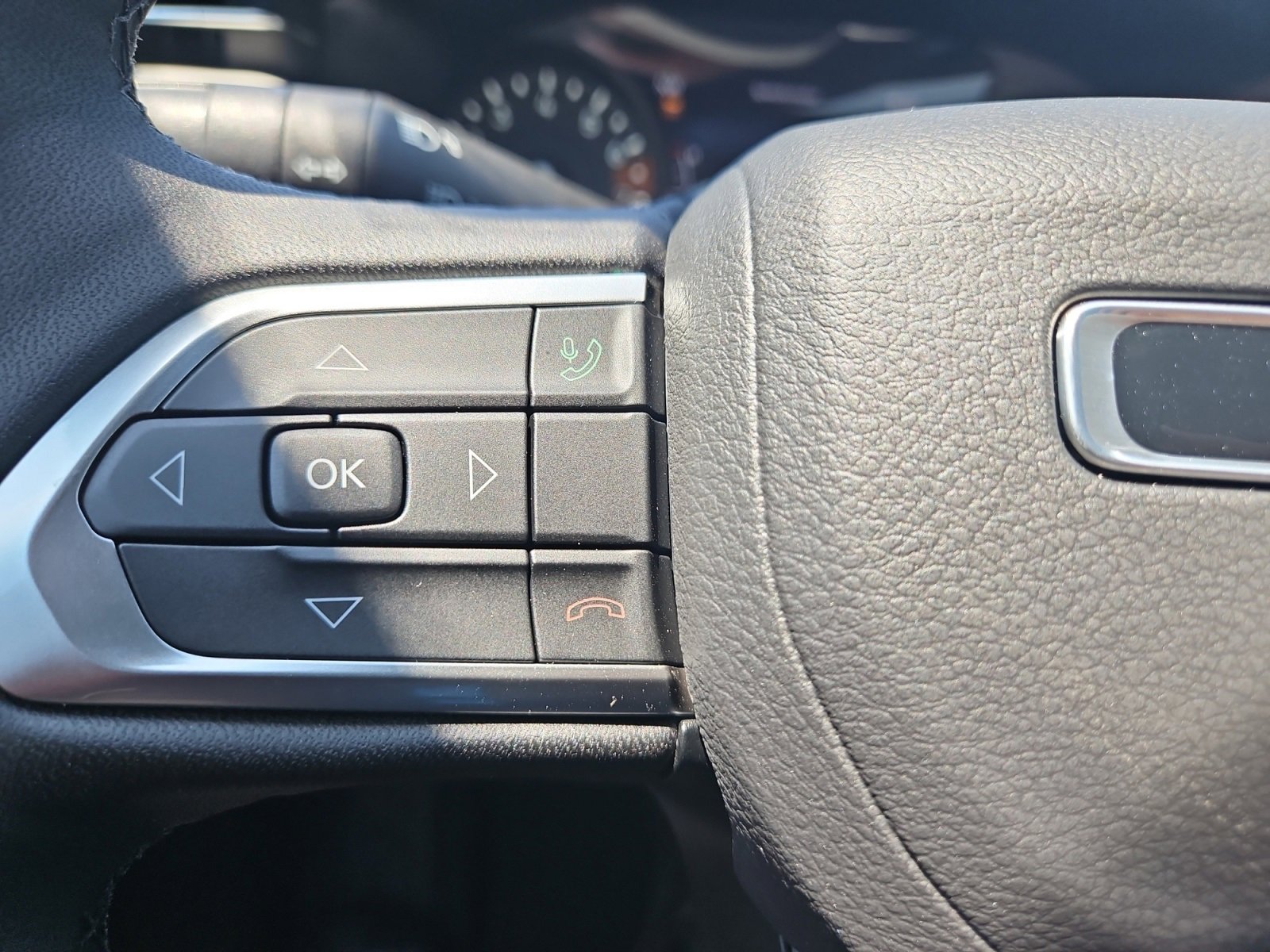 New 2025 Jeep Compass Limited image 25