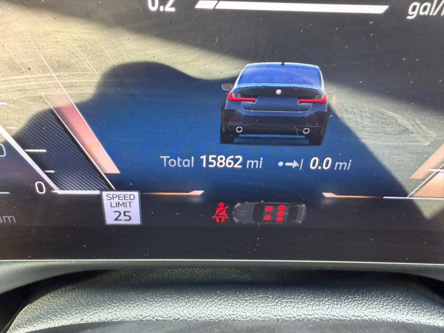 Used 2025 BMW 330i xDrive Sedan image 42