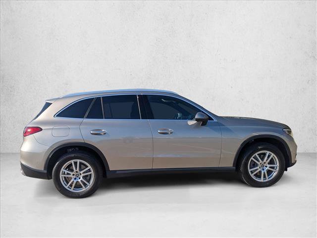 Certified 2023 Mercedes-Benz GLC 300 image 4