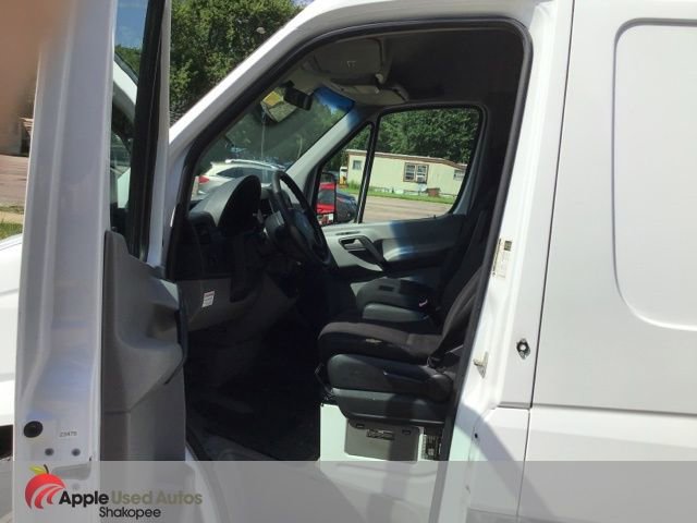 Used 2014 Freightliner Sprinter 2500 image 8