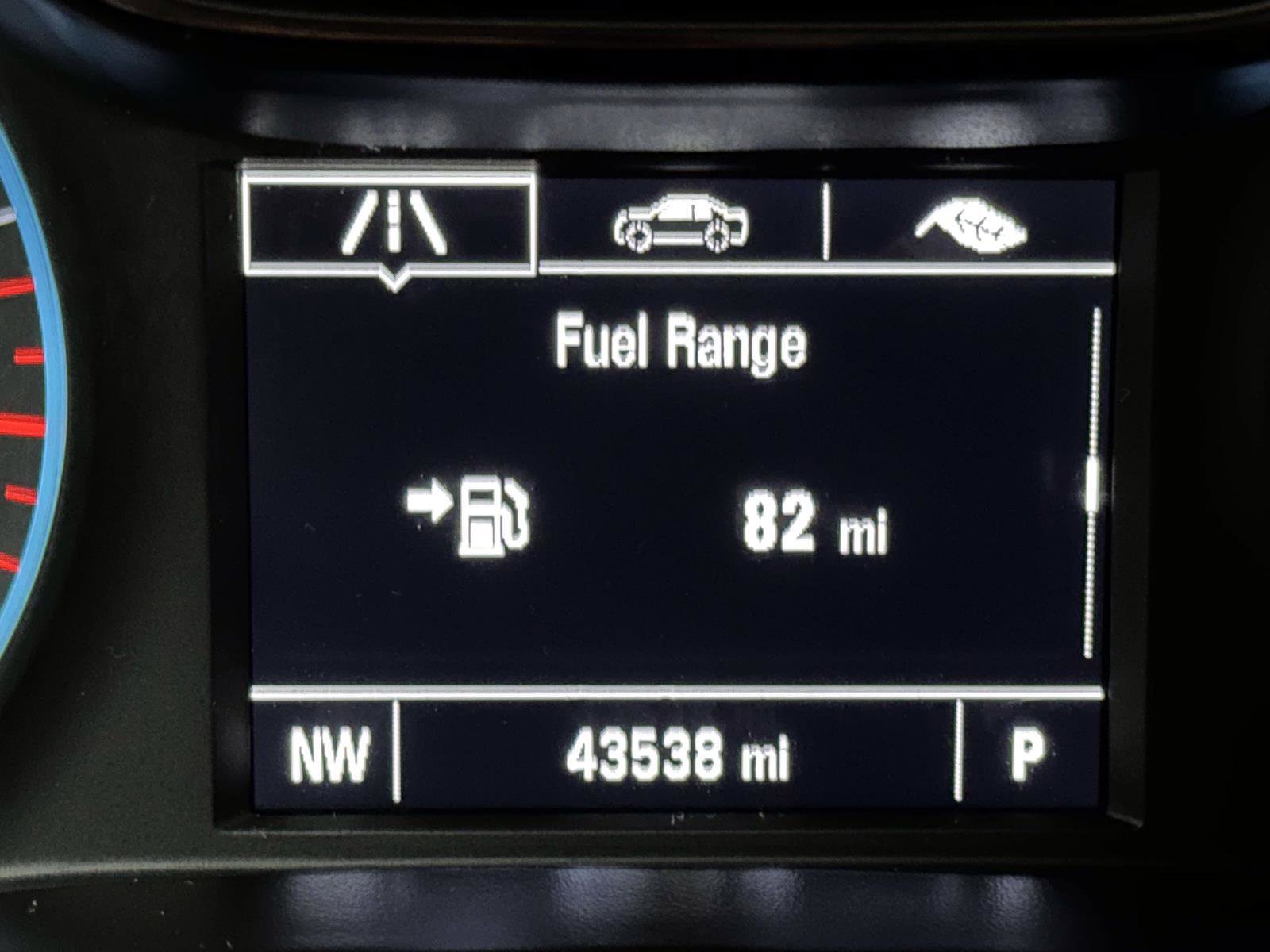 Used 2018 Chevrolet Cruze LT w/ Convenience Package image 29