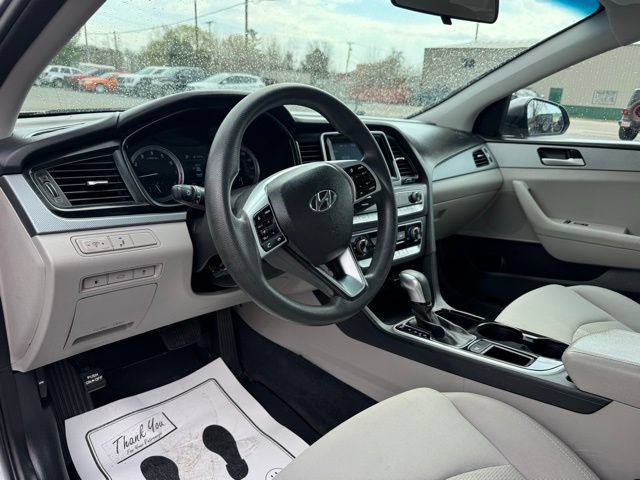 Used 2018 Hyundai Sonata SE FWD image 3