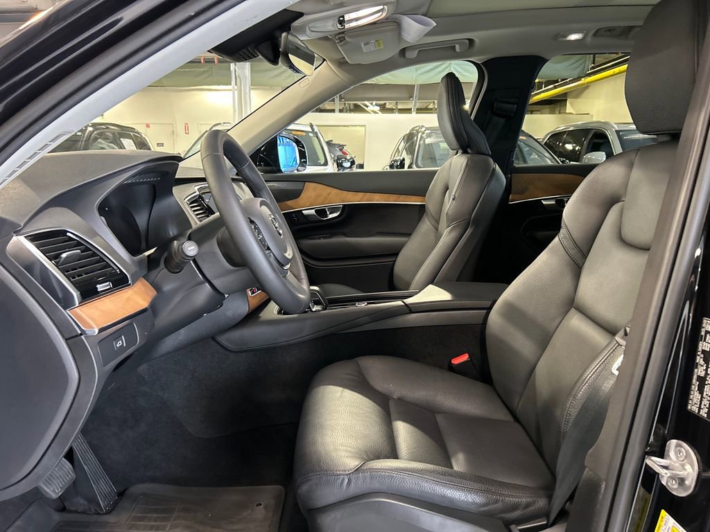 Certified 2023 Volvo XC90 B6 Plus w/ Protection Package Premier image 11