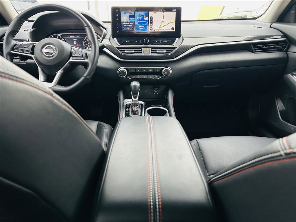 Used 2024 Nissan Altima 2.5 SR w/ SR Premium Package AWD/4WD image 21