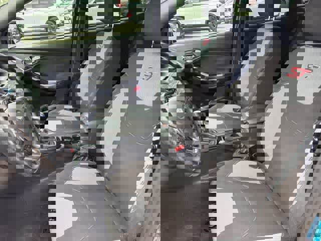 Used 2017 Ford Focus ST image 11