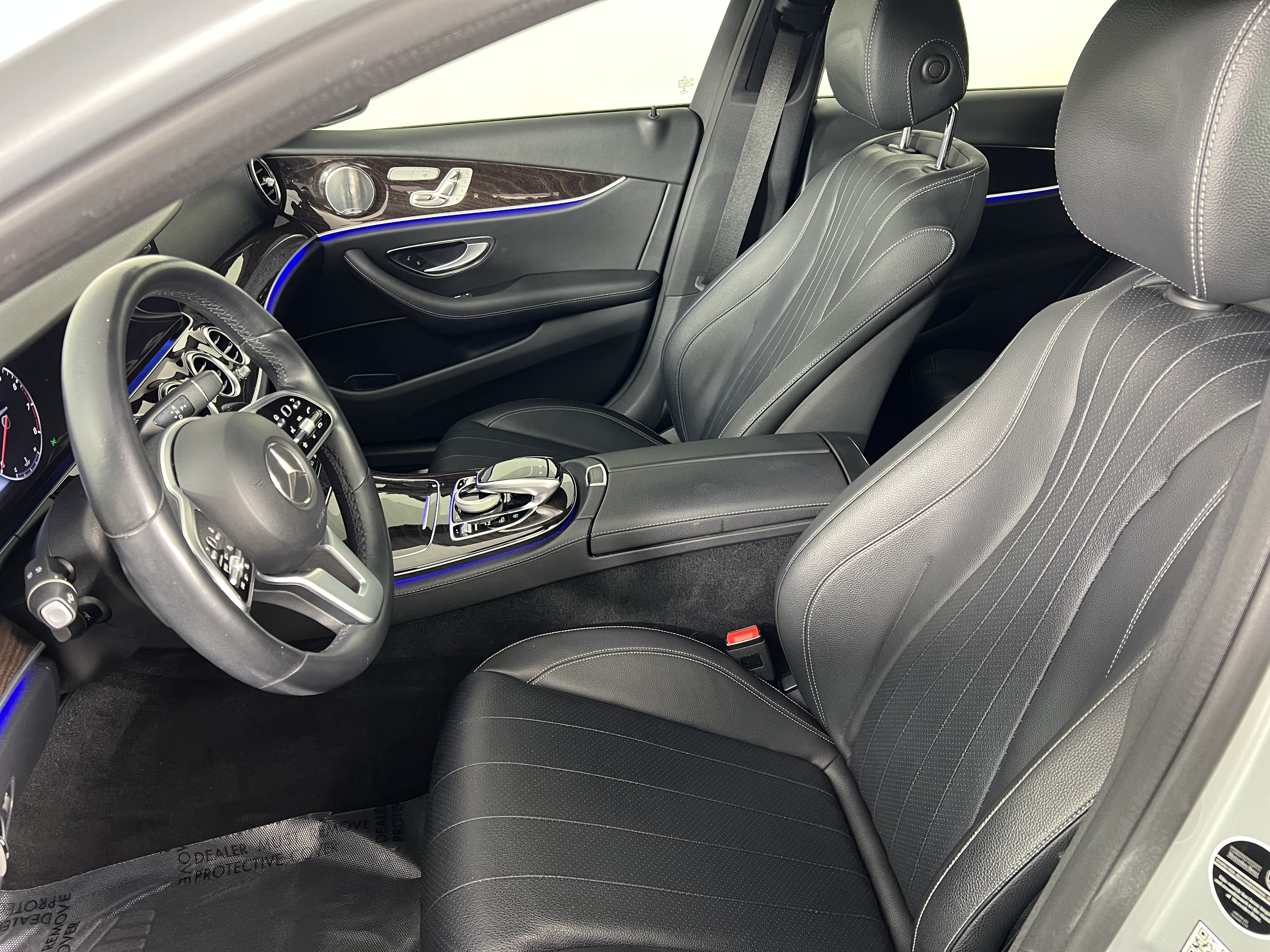 Certified 2019 Mercedes-Benz E 300 4MATIC image 16