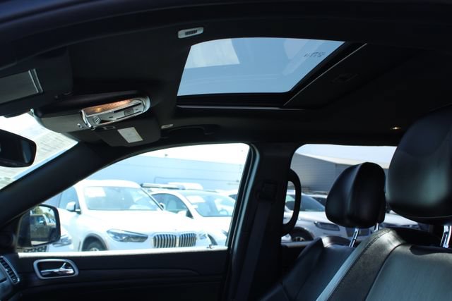 Used 2019 Jeep Grand Cherokee Altitude RWD image 33
