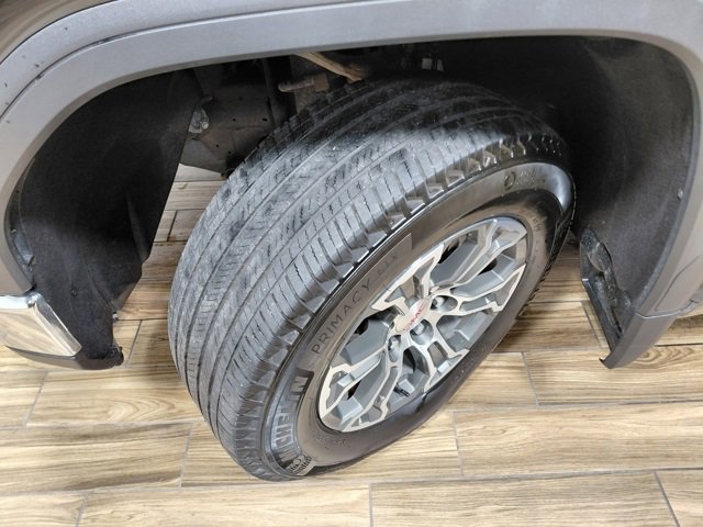 Certified 2025 GMC Sierra 1500 SLT image 26