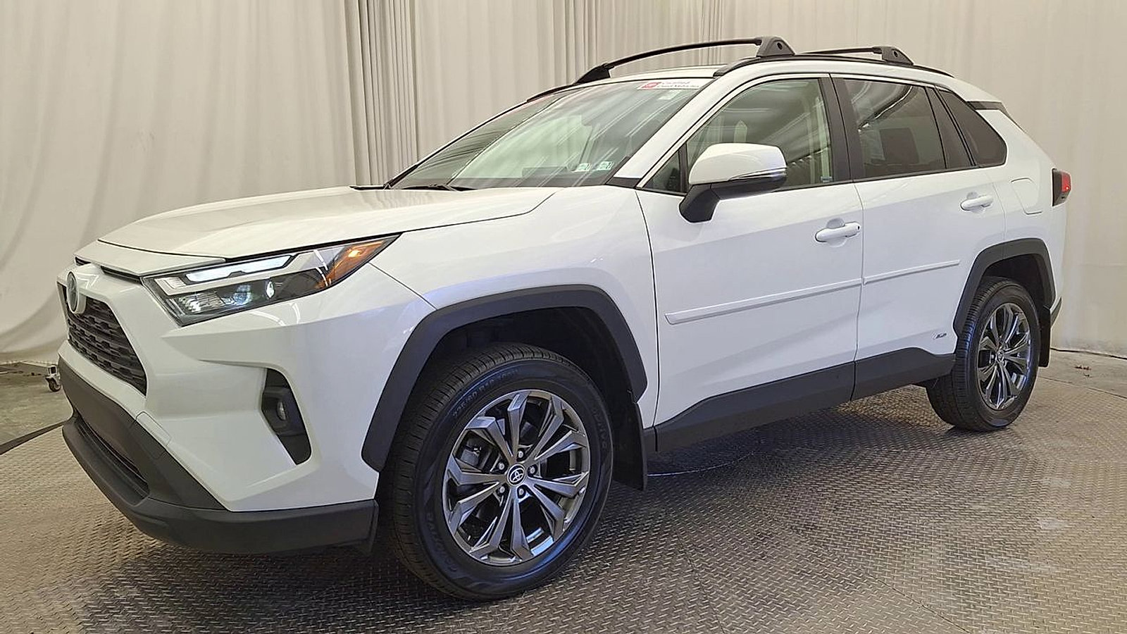 Certified 2022 Toyota RAV4 XLE Premium image 7