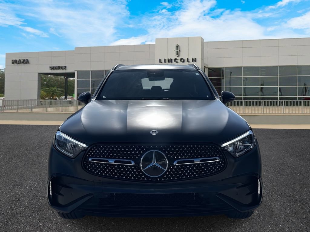 Used 2025 Mercedes-Benz GLC 300 4MATIC image 8