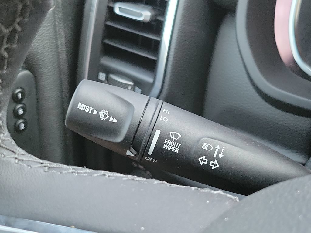 New 2026 RAM 2500 Laramie AWD/4WD image 16