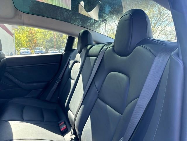 Used 2018 Tesla Model 3 Long Range RWD image 13