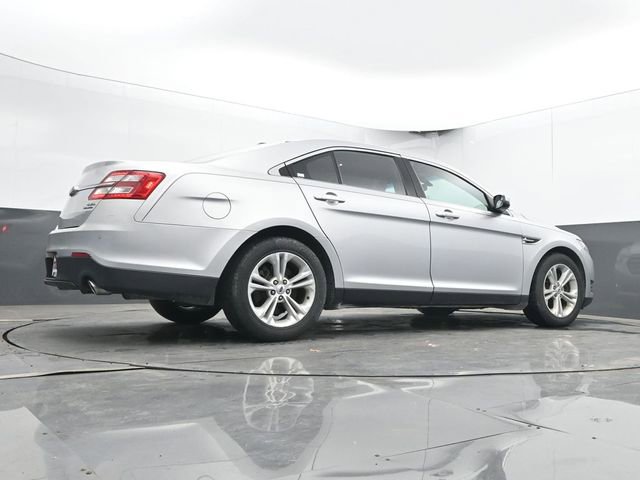 Used 2016 Ford Taurus SEL w/ Equipment Group 201A FWD image 21
