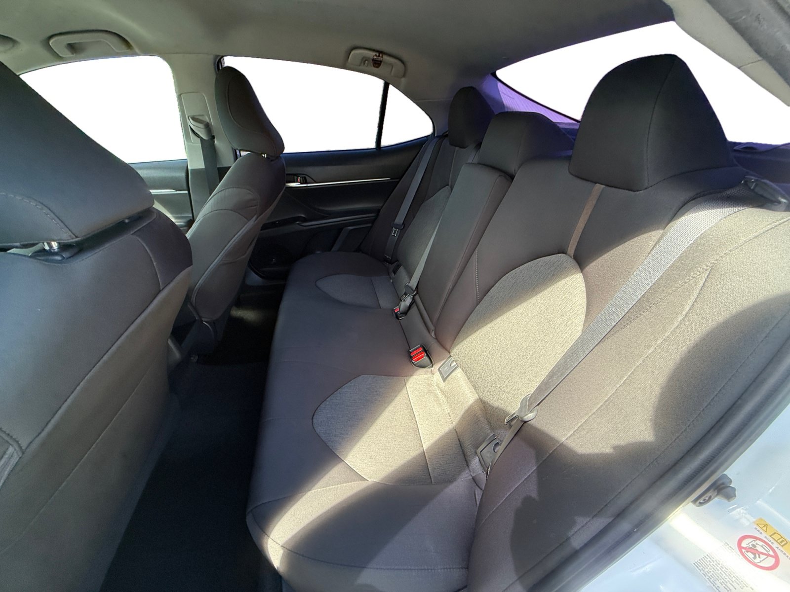 Used 2019 Toyota Camry LE w/ Carpet Mat Package FWD image 16