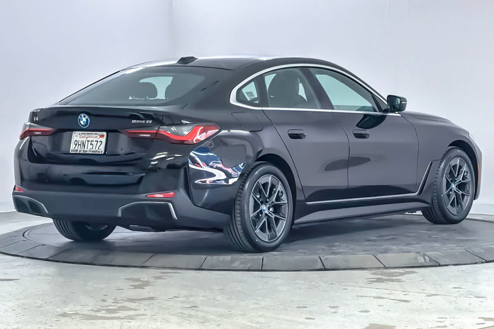Used 2023 BMW i4 eDrive35 w/ Premium Package RWD image 2