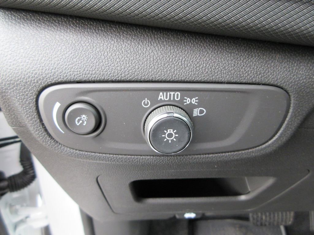 New 2026 Chevrolet TrailBlazer LS w/ LS Convenience Package FWD image 41