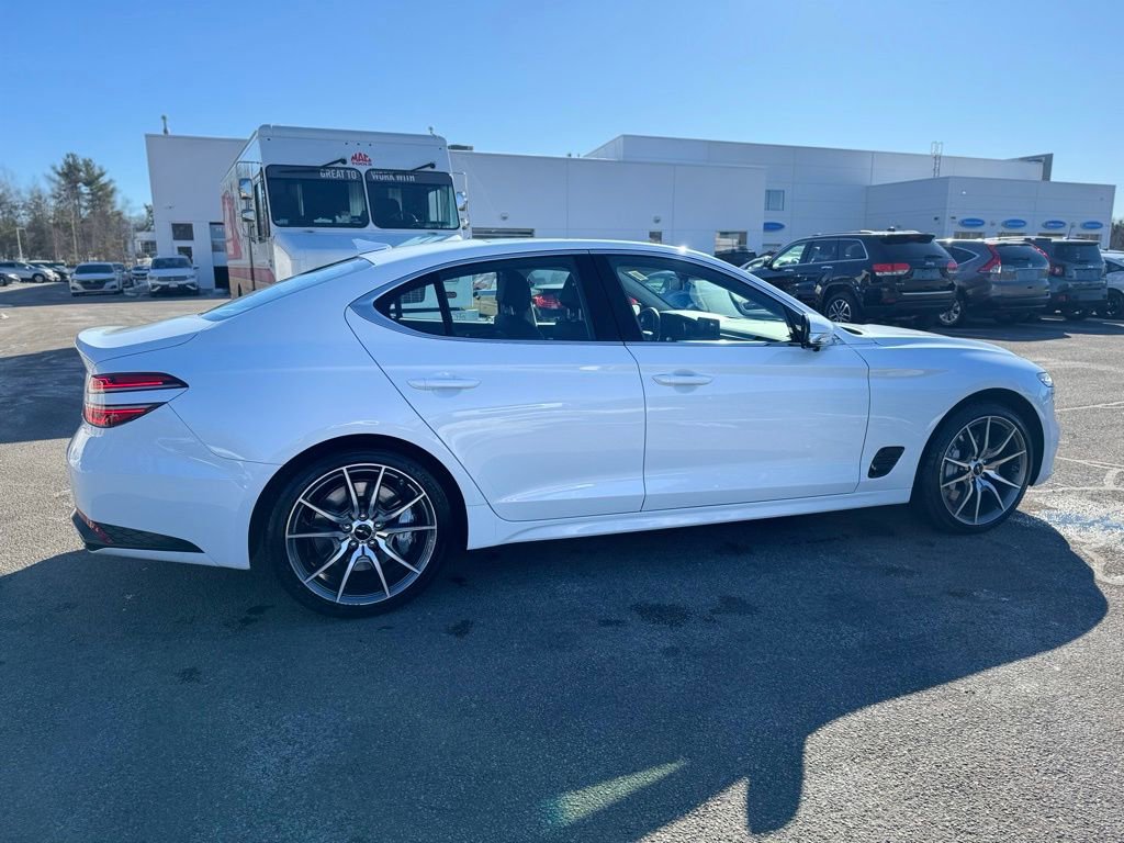 Used 2026 Genesis G70 2.5T Prestige image 4