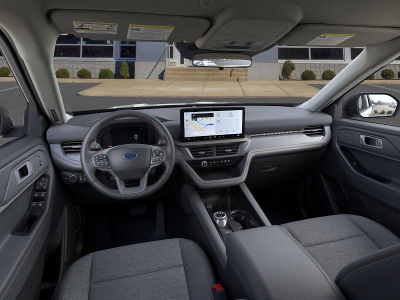 New 2026 Ford Explorer Active RWD image 9