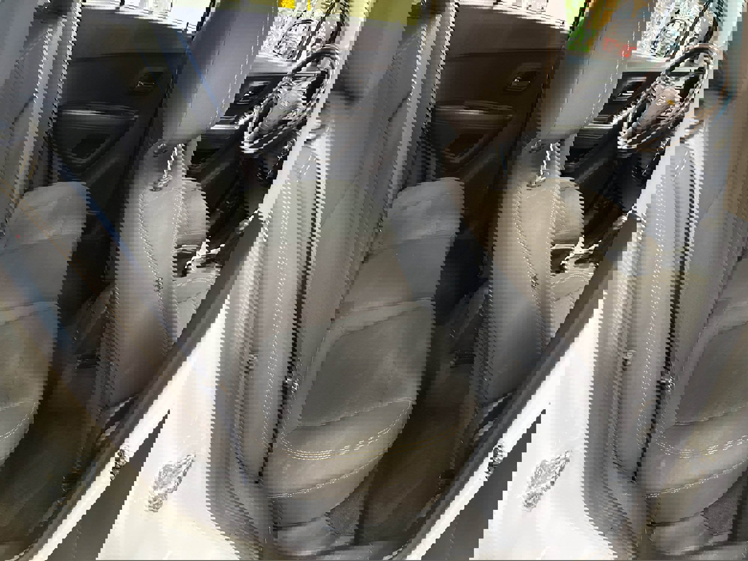 Used 2018 Chevrolet Trax LS image 30