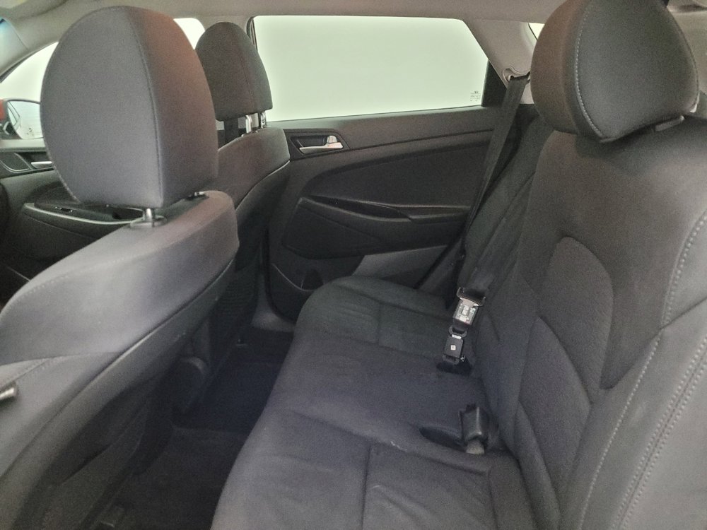 Used 2020 Hyundai Tucson SE image 18