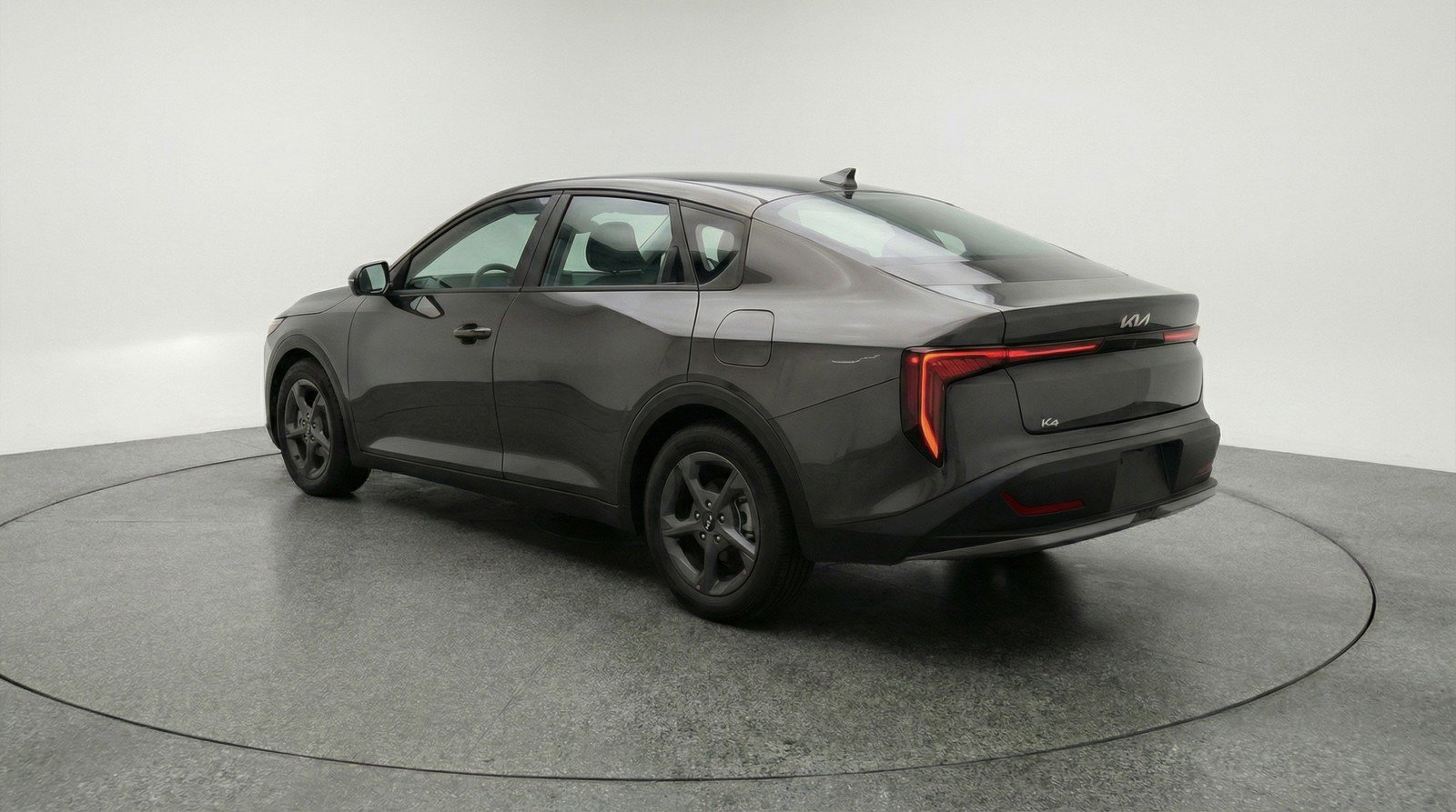 Used 2025 Kia K4 LXS image 6