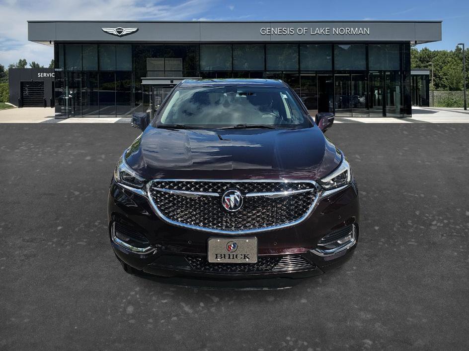 Used 2021 Buick Enclave Avenir w/ Avenir Technology Package image 2