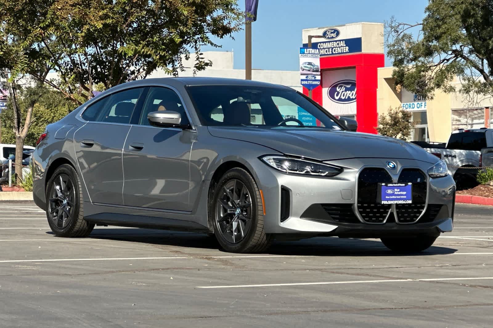 Used 2022 BMW i4 eDrive40 RWD image 10