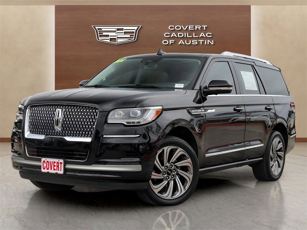 Used 2024 Lincoln Navigator Reserve image 1