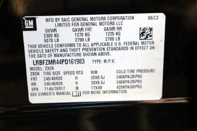 Used 2023 Buick Envision Preferred w/ Sport Touring Package AWD/4WD image 40