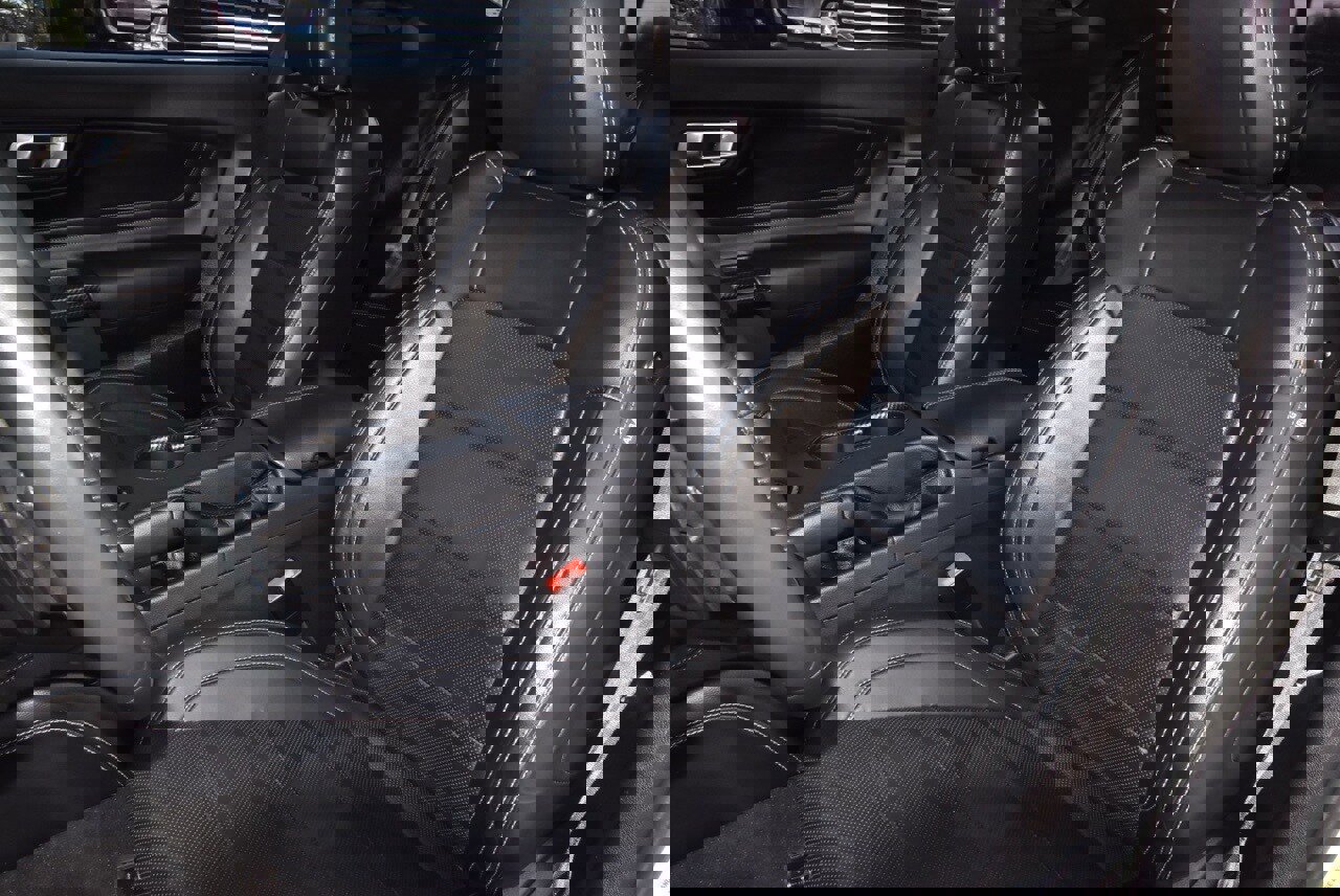 Used 2022 Ford Mustang GT Premium w/ Equipment Group 401A image 15