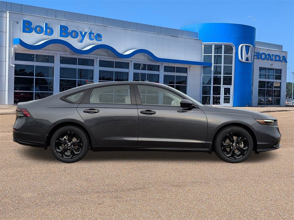 New 2025 Honda Accord SE image 6