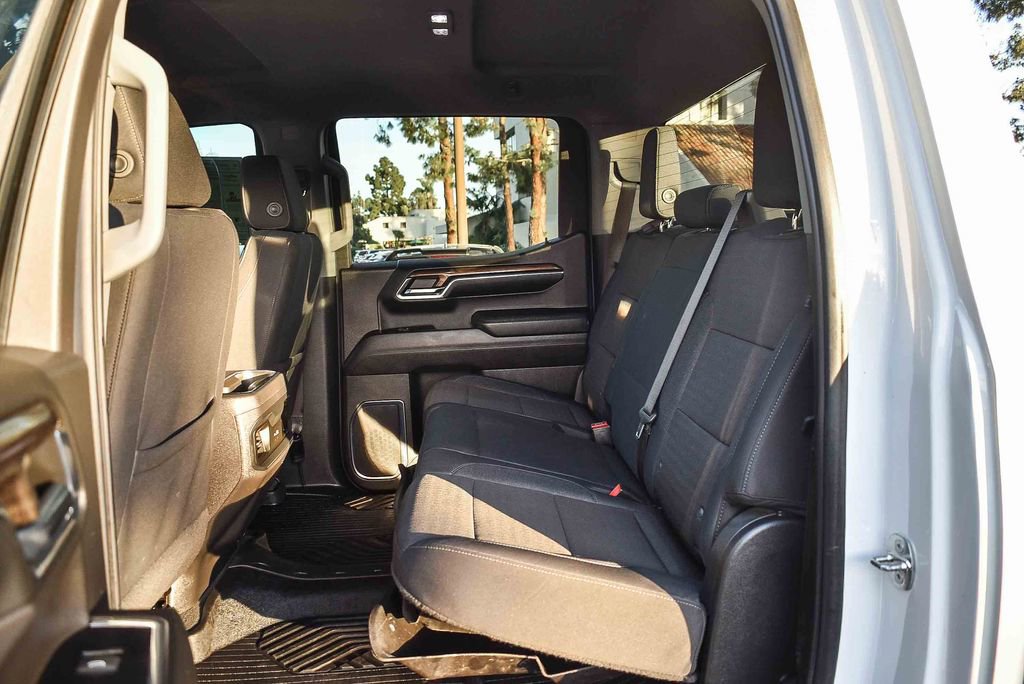 Used 2024 Chevrolet Silverado 1500 LT Trail Boss w/ Protection Package AWD/4WD image 18