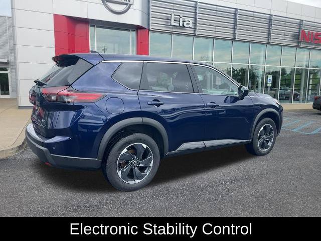 Certified 2026 Nissan Rogue SV AWD/4WD image 14