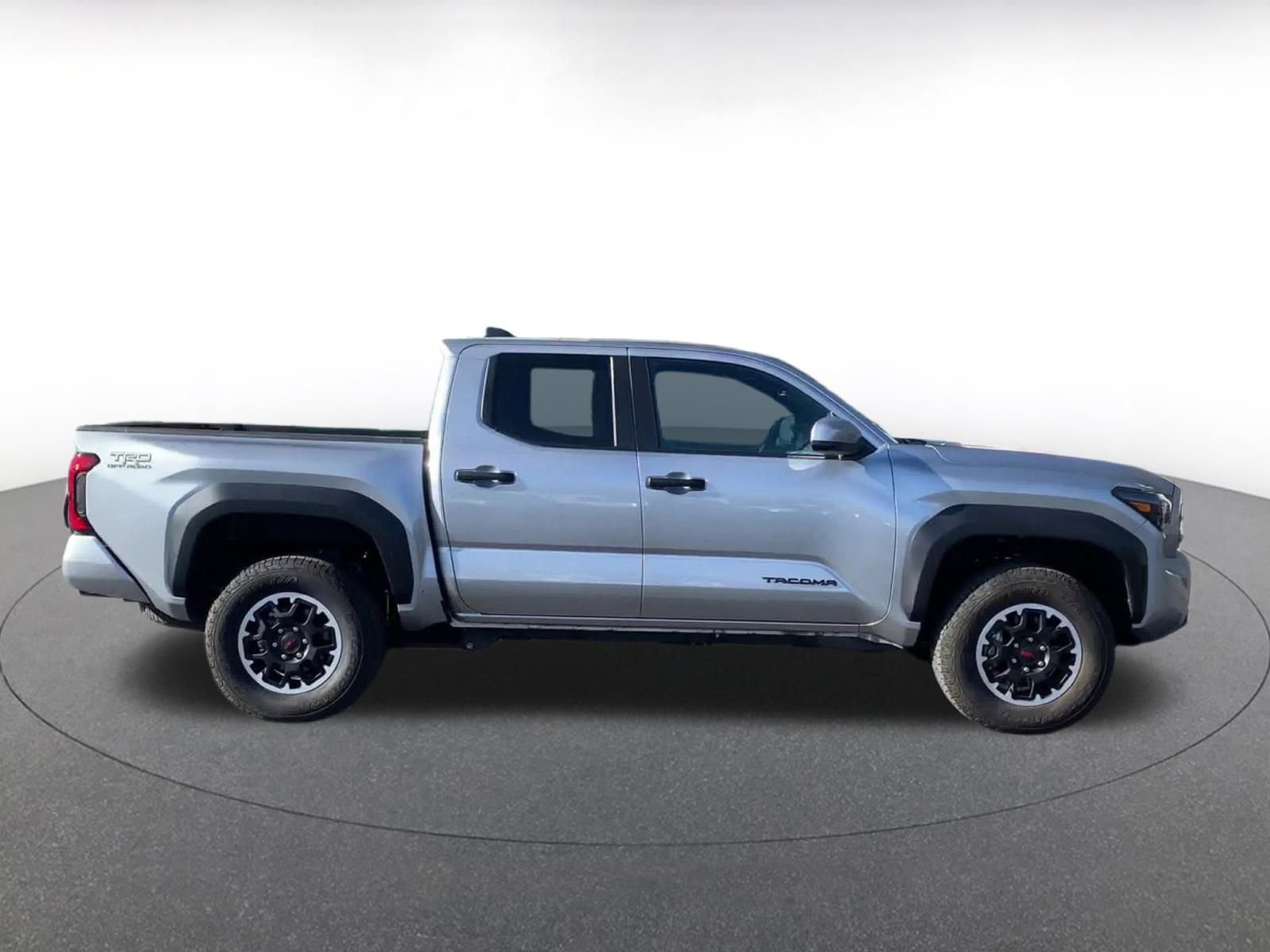 Used 2025 Toyota Tacoma TRD Off-Road image 16