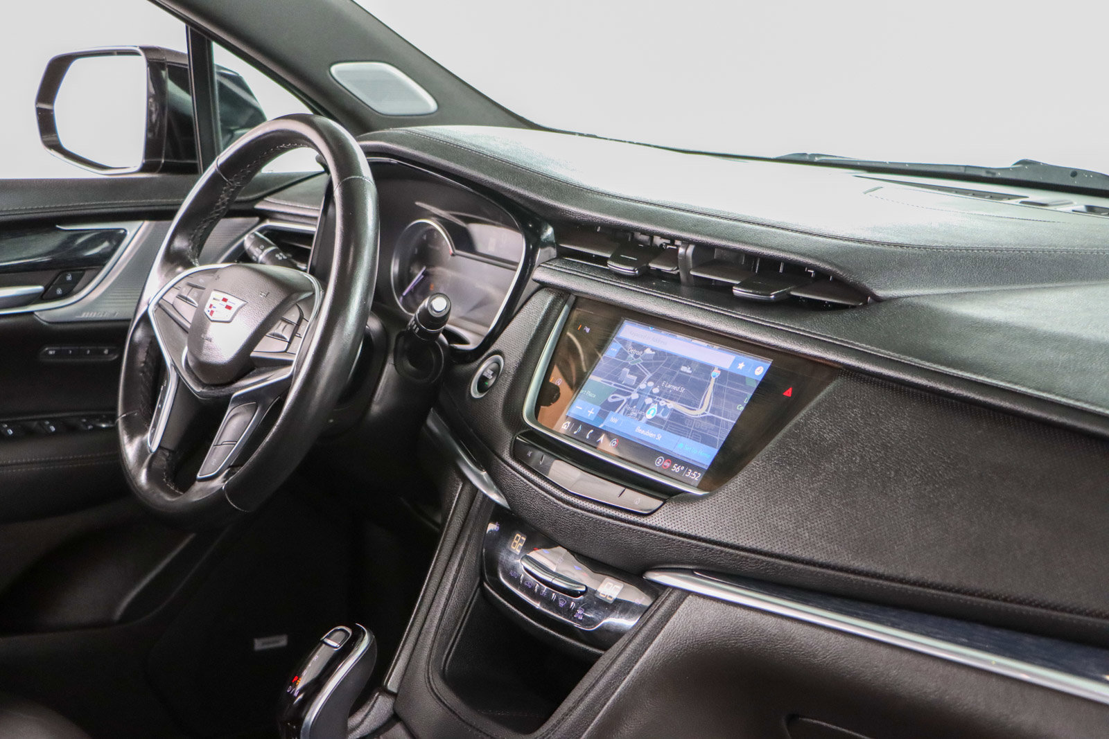 Used 2024 Cadillac XT5 Premium Luxury image 27