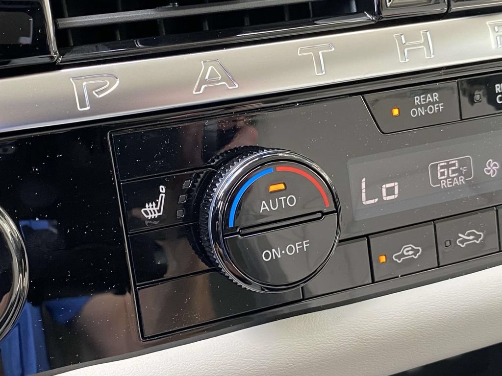 New 2026 Nissan Pathfinder SL FWD image 19