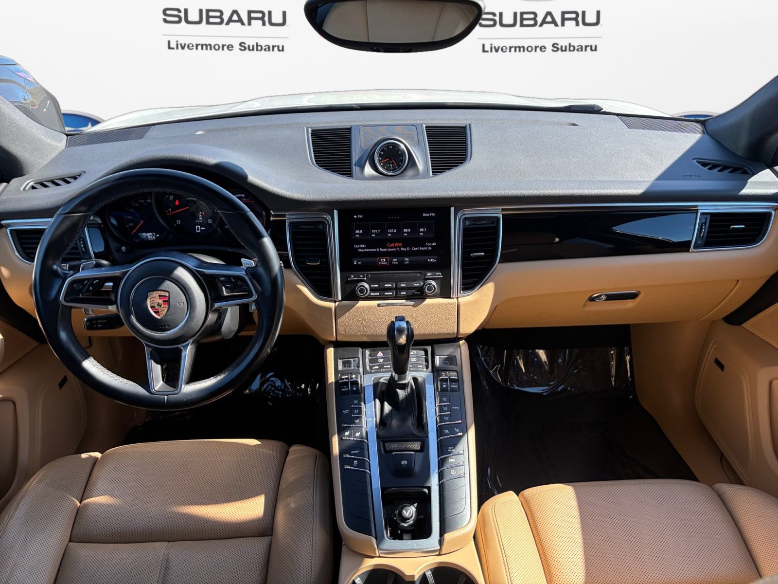 Used 2018 Porsche Macan AWD/4WD image 12
