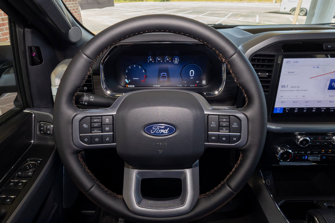 New 2025 Ford F150 Lariat w/ Equipment Group 501A Mid image 12