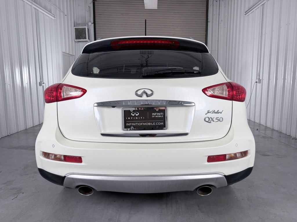 Used 2017 INFINITI QX50 2WD w/ Premium Plus Package image 6