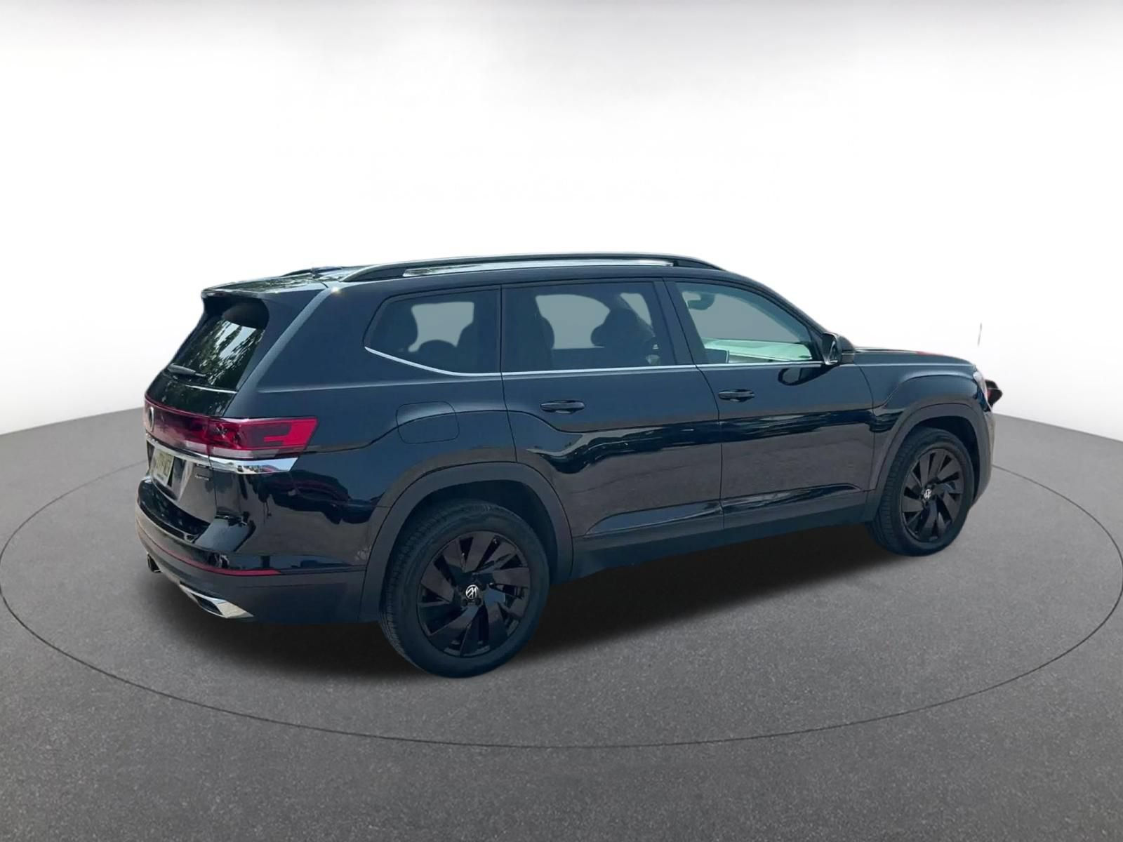 Used 2026 Volkswagen Atlas SE AWD/4WD image 14