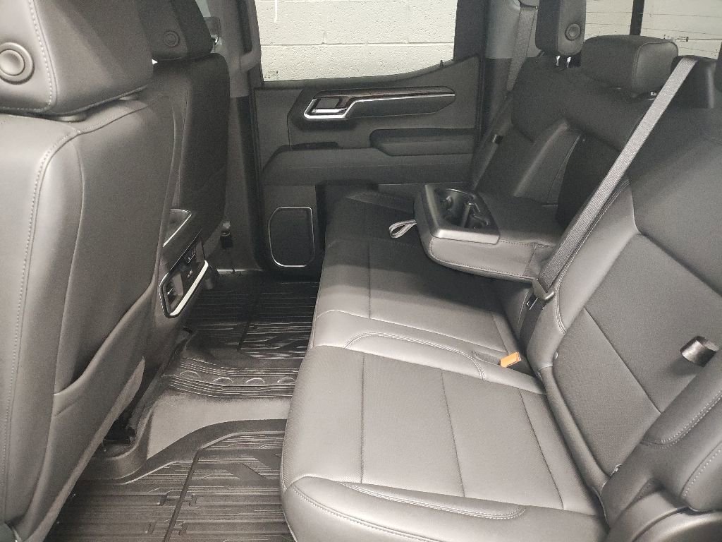 New 2026 GMC Sierra 1500 SLT AWD/4WD image 25