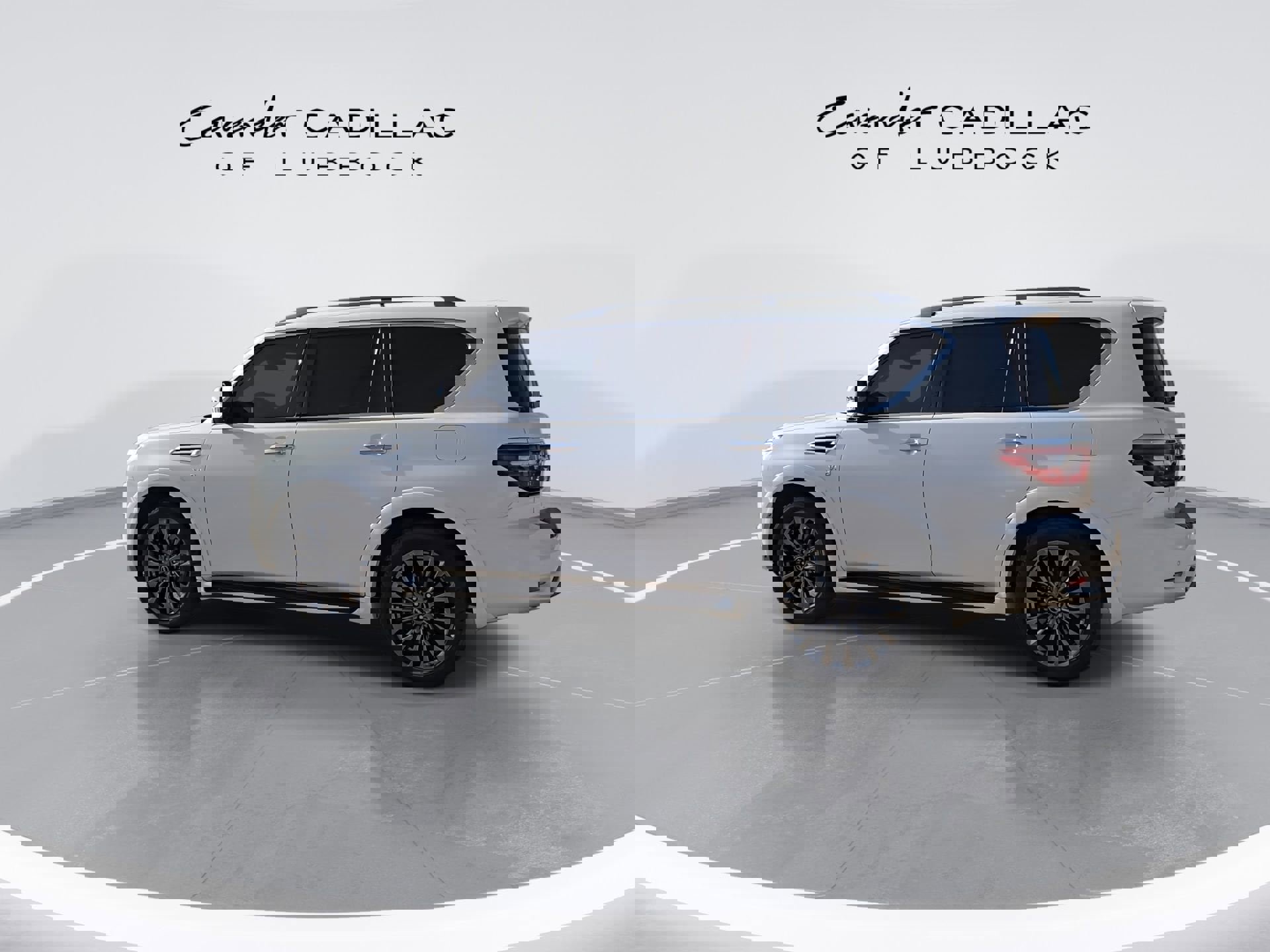 Used 2022 Nissan Armada Platinum w/ Captain's Chairs Package image 6