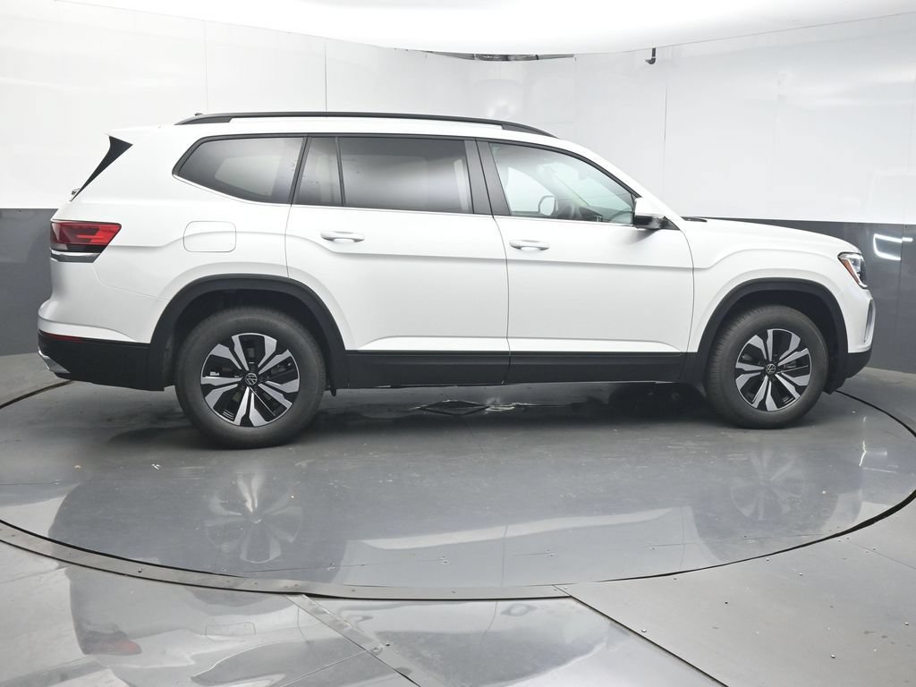 New 2026 Volkswagen Atlas SE FWD image 8