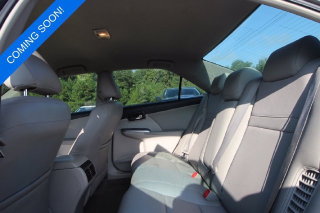 Used 2012 Toyota Camry XLE FWD image 3