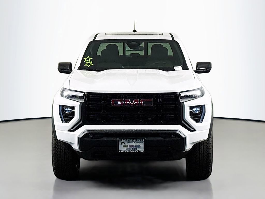 New 2025 GMC Canyon Elevation w/ Convenience Package image 2