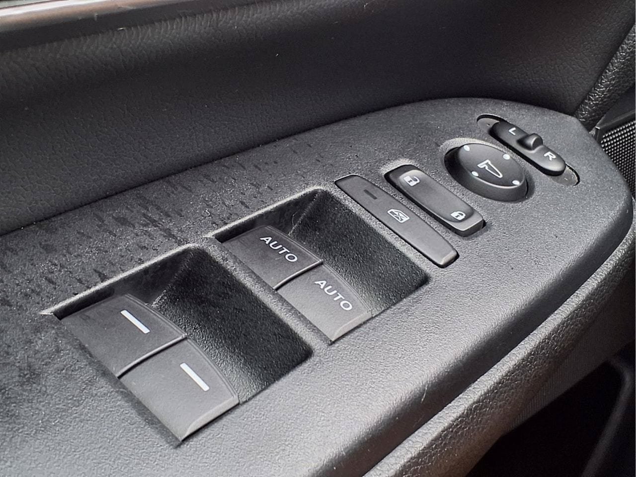 Used 2020 Honda CR-V EX-L image 26