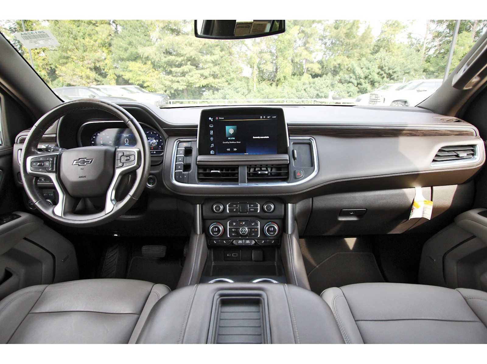 Used 2023 Chevrolet Tahoe Z71 w/ Luxury Package AWD/4WD image 7